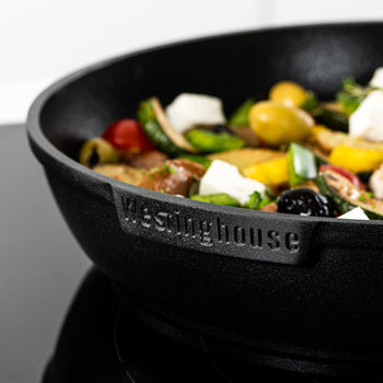 K - Fry Pan with Stainless Steel Handle (Black)